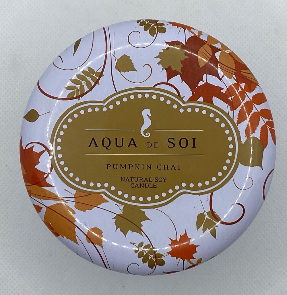 Aqua de SOi Pumpkin Chai 9 oz Natural Soy Candle Decorative Tin Fall Unused